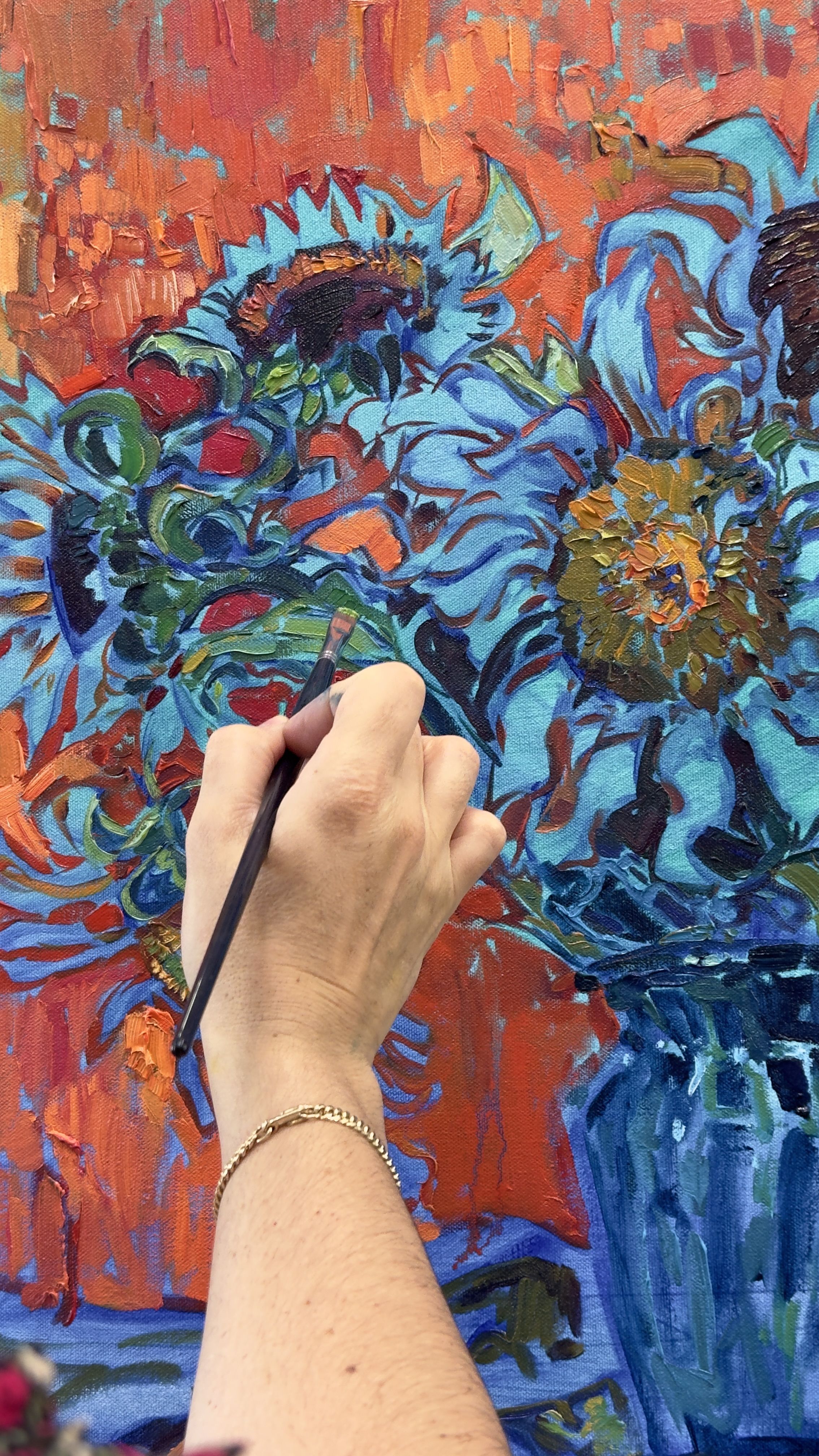 What is Open Impressionism? Erin Hanson is the creator of the painting style "Open Impressionism," which is taught in art schools and colleges worldwide. Erin's work has been compared to a modern-day blend of Monet and van Gogh. Hanson spent twenty years developing the unique techniques of Open Impressionism. Unlike traditional oil painters, Hanson does not build up the painting layer by layer; instead, she lays thickly textured paint strokes side by side without overlapping and works to get each stroke "right the first time." The clean brush strokes give her paintings a mosaic or stained-glass appearance, while also conveying a sense of movement and spontaneity. She uses a limited palette of only five pigments to create vivid, un-muddied colors that ignite the imagination. Open Impressionism continues the work of the Impressionists and Post-Impressionists into the contemporary art world. The purpose of each painting is to capture the fleeting and momentary light seen out of doors, especially during early dawn and sunset. Like other impressionist painters, Hanson's work appears more abstract when viewed up close and "goes into focus" when seen from a distance.